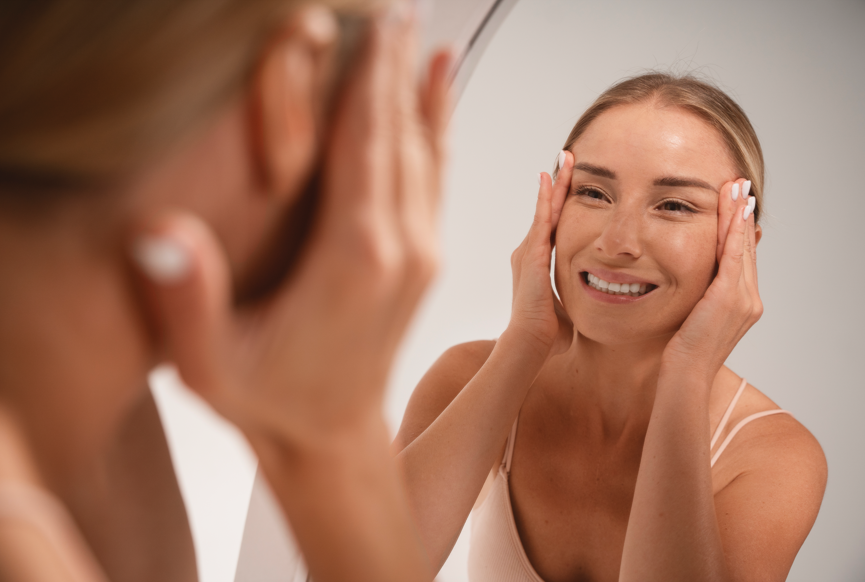 5 Everyday Habits That Transform Your Skincare Routine